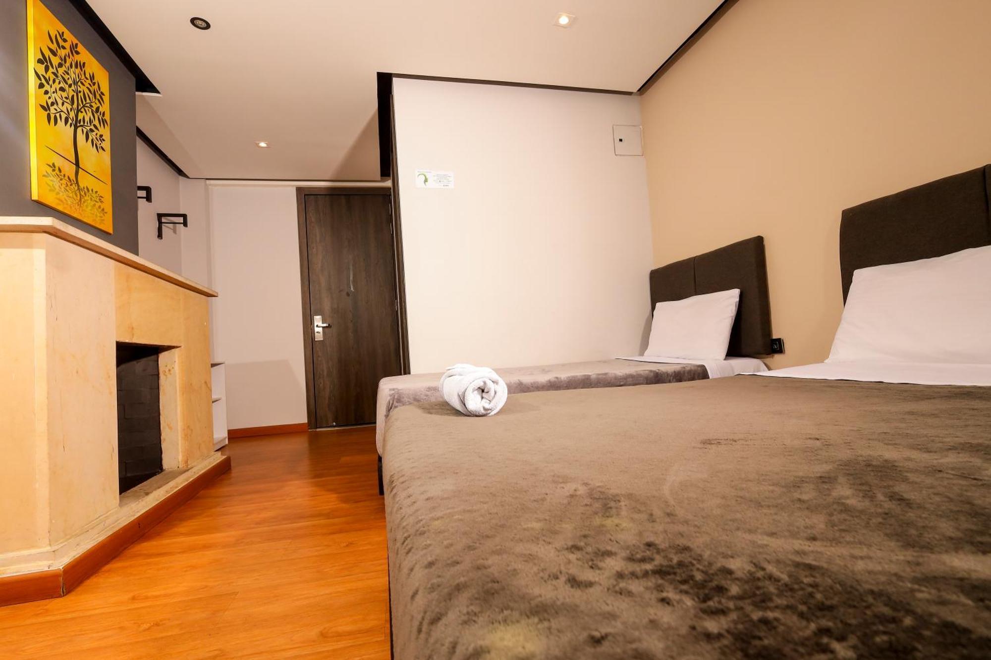 Hotel Htl Bogota Exterior photo